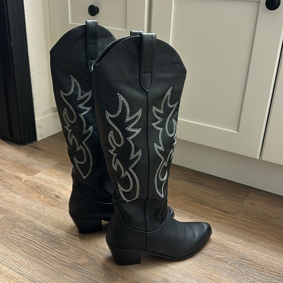 Billini boots - Picture 9 of 9